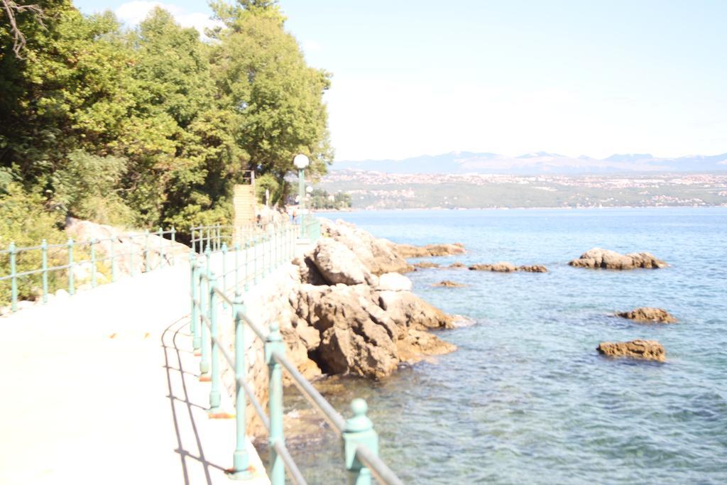 Stressfree Villa Ičići Exterior foto
